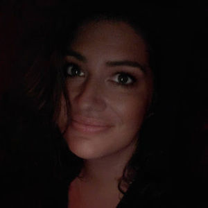 Meet your Posher, Alayna